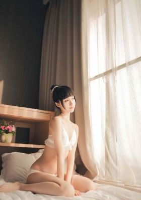 善良的女秘书的目的_4K免费全集观看